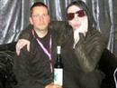 Firmenchef Oliver Matter und Marilyn Manson bei der Präsentation.