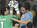 Ägyptens Torhüter Essam El Hadary gegen Italiens Luca Toni.