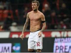 David Beckham spielt zurzeit für den AC Mailand.