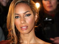 Leona Lewis ist über ihre Trennung noch nicht hinweg.