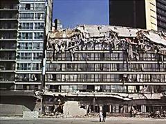 Bisher gibt es noch keine Angaben über Schäden. (Bild: Das Hotel Intercontinental nach dem Beben von 1985)
