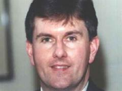 Jeffrey Donaldson will Sinn Fein bei einer Bestätigung des Verdachts hart bestrafen.