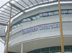 DaimlerChrysler wird aufgespalten.